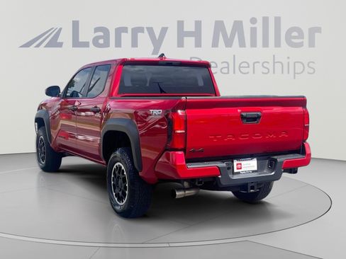 Used 2024 Toyota Tacoma TRD Off-Road AWD/4WD image 3