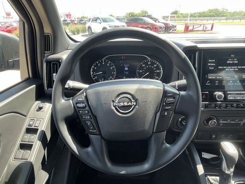 New 2026 Nissan Frontier SV image 8