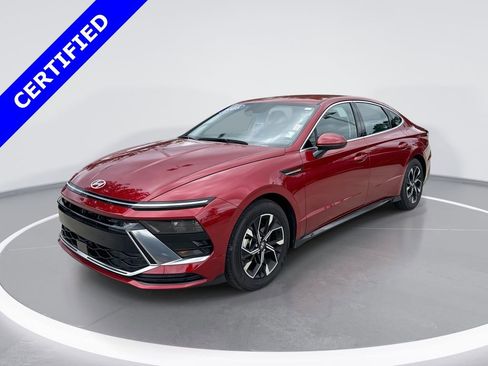 Certified 2025 Hyundai Sonata SEL FWD image 1