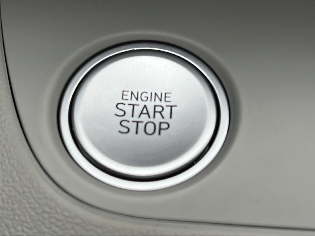 Certified 2025 Hyundai Elantra Limited FWD image 45