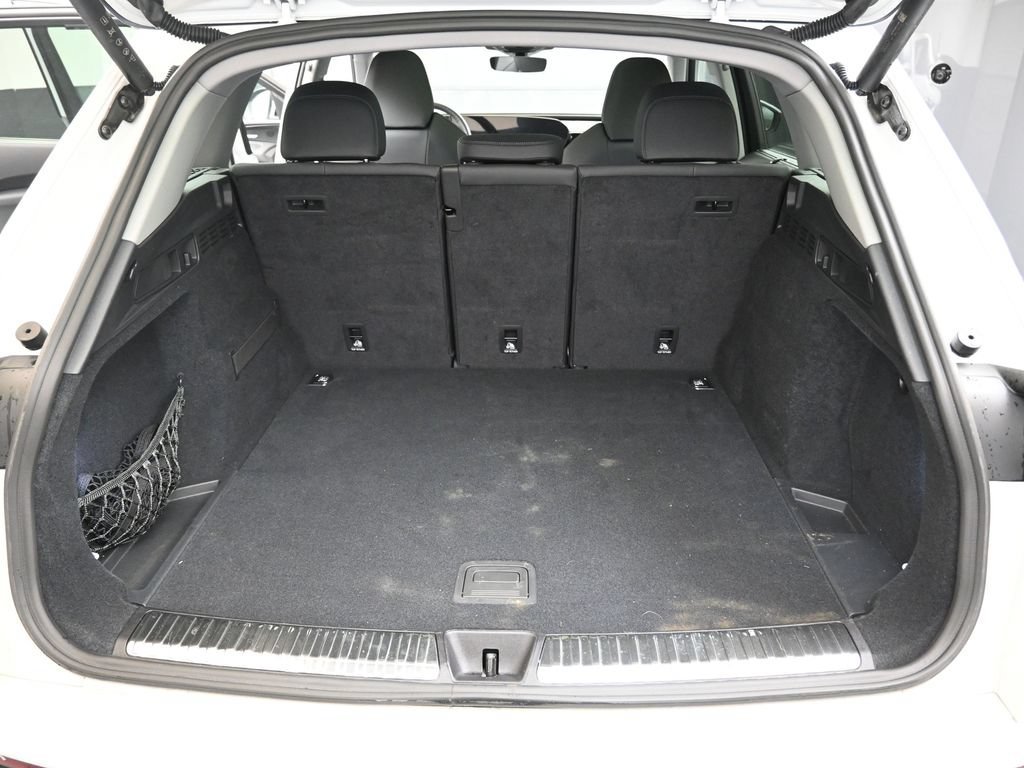 Used 2025 Audi Q5 Premium Plus w/ Premium Plus AWD/4WD image 17