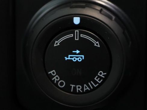 Used 2026 Ford F250 Platinum AWD/4WD image 23