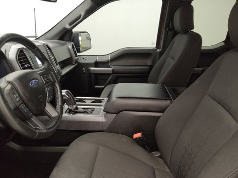 Used 2018 Ford F150 XLT w/ Equipment Group 301A Mid AWD/4WD image 17