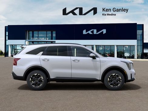 New 2026 Kia Sorento S AWD/4WD image 7