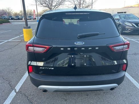 Used 2025 Ford Escape Active image 4
