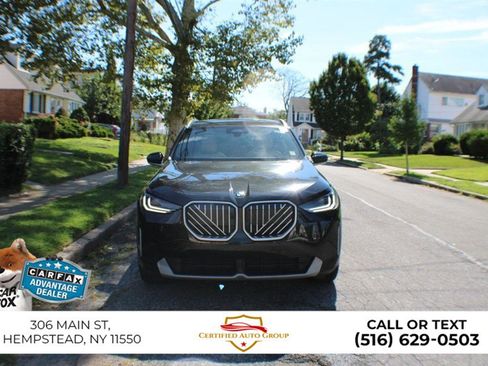 Used 2025 BMW X3 xDrive30i AWD/4WD image 2