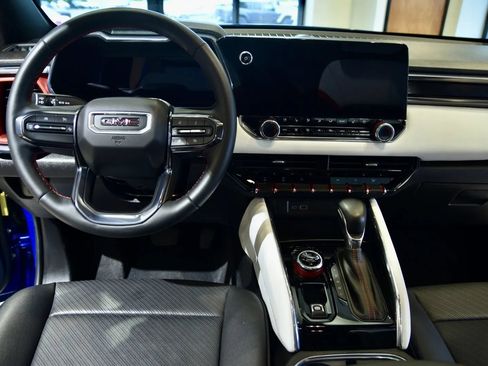 Used 2023 GMC Canyon AT4X AWD/4WD image 15