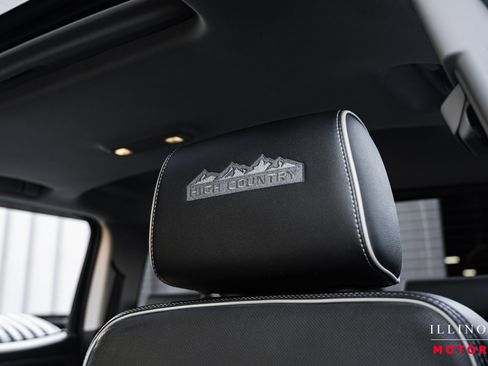 Used 2019 Chevrolet Silverado 3500 High Country w/ Duramax Plus Package image 17