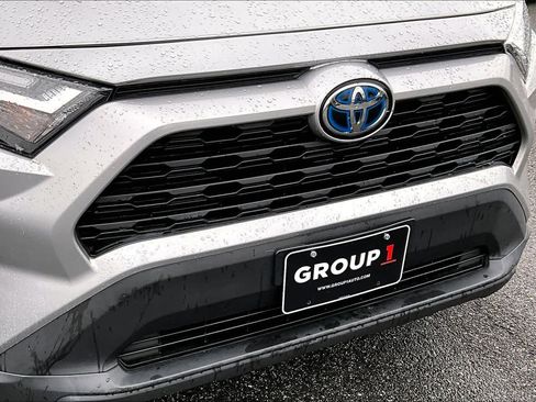 Used 2022 Toyota RAV4 XLE image 29