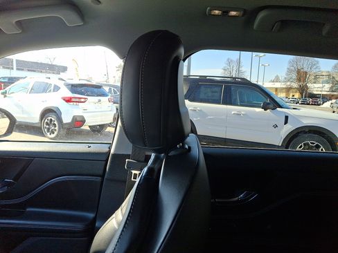 Used 2020 Lincoln Corsair Standard image 17