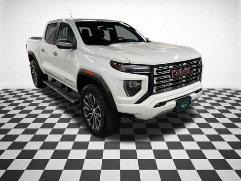 Certified 2024 GMC Canyon Denali AWD/4WD image 1