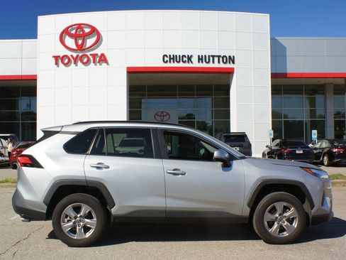 Used 2023 Toyota RAV4 XLE image 1