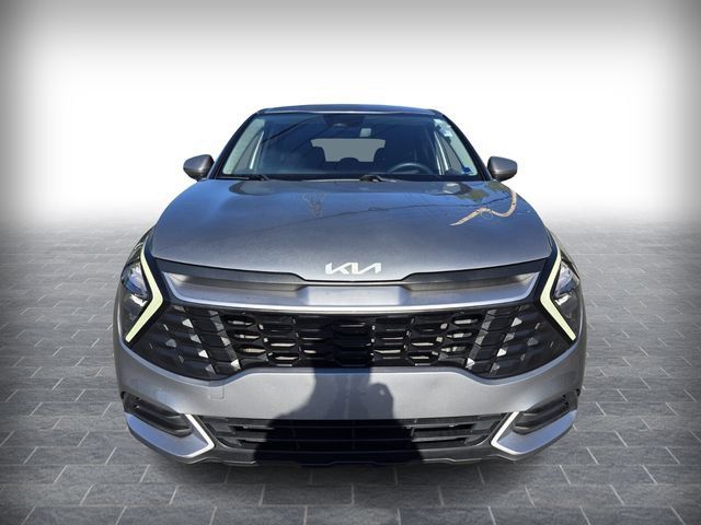 Used 2023 Kia Sportage LX AWD/4WD image 2