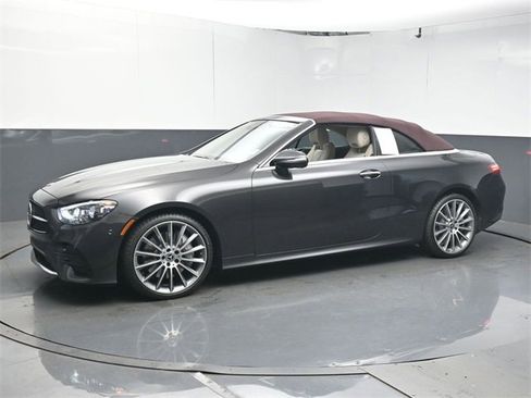 Used 2023 Mercedes-Benz E 450 4MATIC Cabriolet image 4