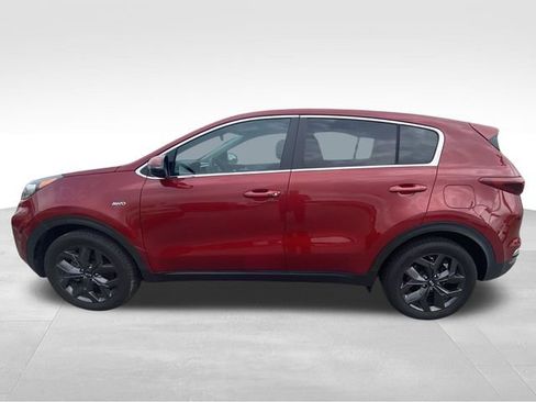 Used 2022 Kia Sportage LX w/ LX AWD Value Edition Package image 4
