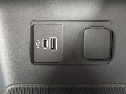 New 2026 Ford Explorer ST-Line w/ ST-Line Street Pack image 22