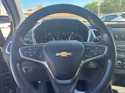 Used 2022 Chevrolet Equinox LT image 20