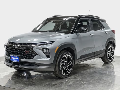 Used 2026 Chevrolet TrailBlazer RS w/ Driver Confidence Package AWD/4WD image 1