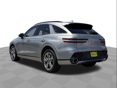Used 2022 Genesis GV70 3.5T Sport w/ Sport Advanced Package AWD/4WD image 3