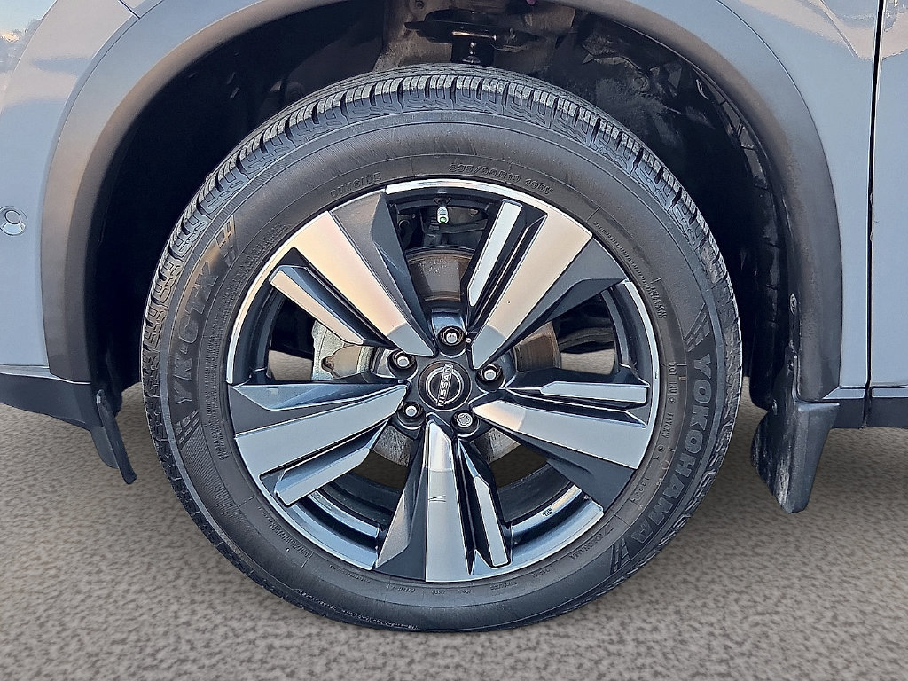 Used 2023 Nissan Rogue SL w/ SL Premium Package FWD image 8