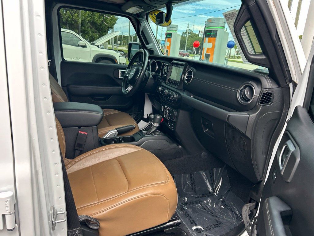 Used 2022 Jeep Gladiator Overland AWD/4WD image 38