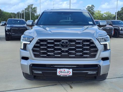 Certified 2025 Toyota Sequoia Platinum AWD/4WD image 4