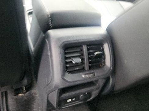 Used 2023 Volkswagen Tiguan SE R-Line FWD image 15