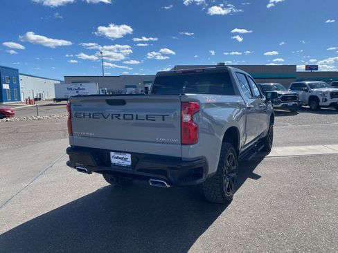 Used 2025 Chevrolet Silverado 1500 Custom Trail Boss w/ LPO, Dark Essentials Package AWD/4WD image 23
