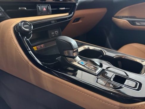 Used 2025 Lexus NX 350h AWD w/ Rear Seat Package image 21