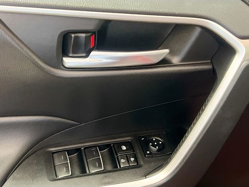 Used 2023 Toyota RAV4 XLE image 16