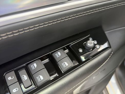 New 2026 Jeep Grand Wagoneer 4WD image 19
