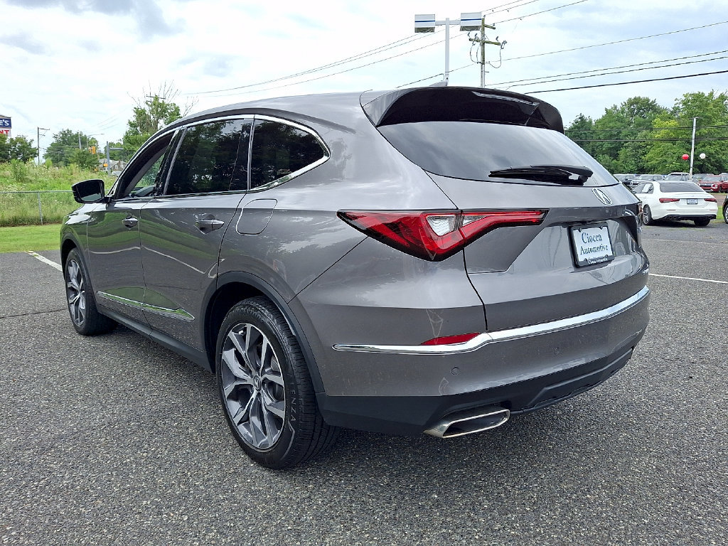Used 2024 Acura MDX w/ Technology Package AWD/4WD image 5