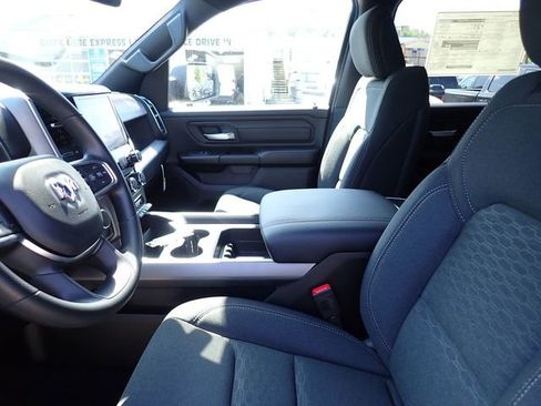 New 2026 RAM 1500 Express AWD/4WD image 14