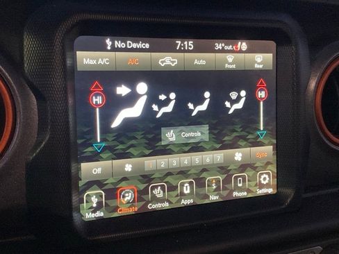 Used 2023 Jeep Gladiator Mojave w/ Cold Weather Group image 18