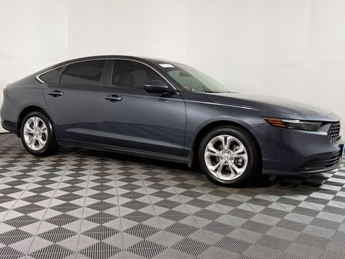 Used 2025 Honda Accord LX image 6
