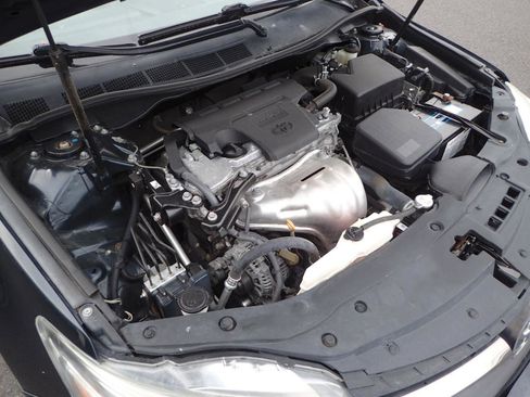 Used 2017 Toyota Camry SE FWD image 21