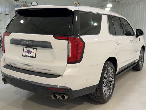 Used 2024 GMC Yukon Denali Ultimate image 9