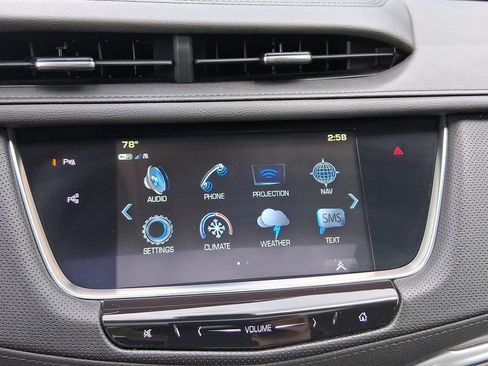 Used 2019 Cadillac XT5 Premium Luxury w/ Driver Assist Package FWD image 20