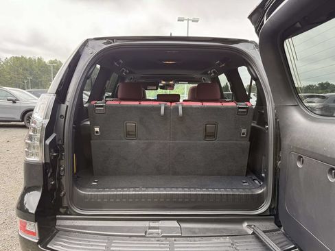 Used 2023 Lexus GX 460 Premium w/ Premium Package AWD/4WD image 29