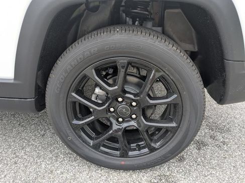 New 2026 Jeep Compass Latitude AWD/4WD image 13