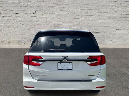 Used 2023 Honda Odyssey Touring image 4