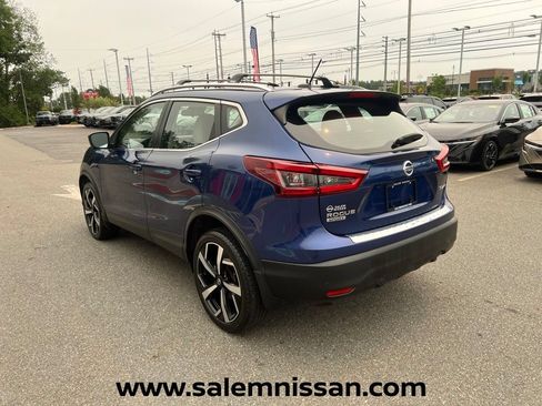 Used 2022 Nissan Rogue Sport SL AWD/4WD image 5