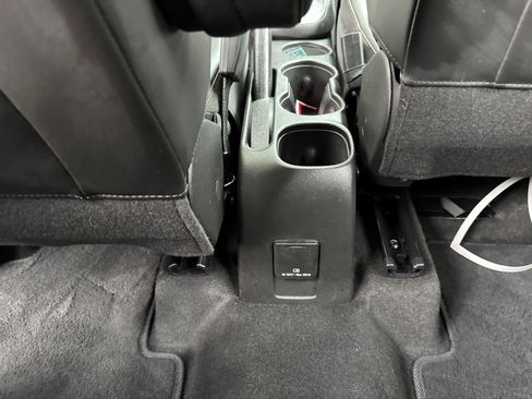 Used 2022 Chevrolet Trax LT w/ LT Convenience Package image 32