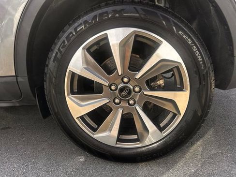 Used 2022 Ford Escape SE FWD image 33
