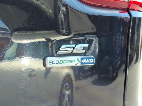 Used 2015 Ford Escape SE AWD/4WD image 6