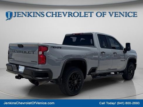Used 2025 Chevrolet Silverado 2500 Custom w/ Custom Value Package AWD/4WD image 5