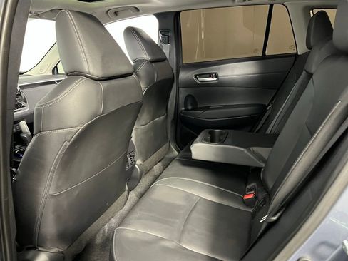 Used 2024 Toyota Corolla Cross XLE image 26