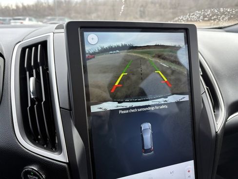 Used 2022 Ford Edge ST-Line image 36