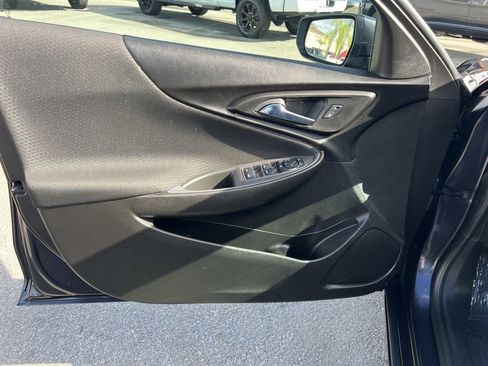 Used 2023 Chevrolet Malibu LT image 15