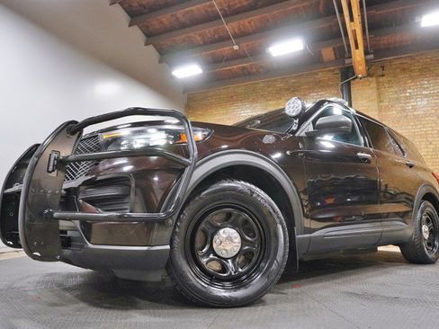 Used 2021 Ford Explorer 4WD Police Interceptor image 3
